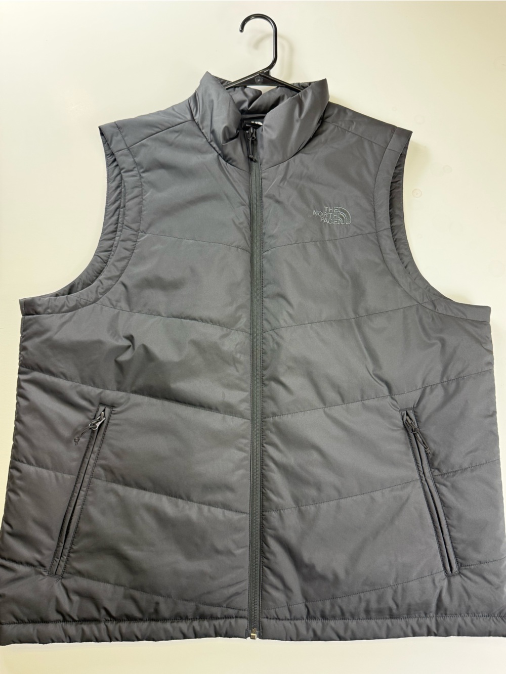 Men's North Face Black Insulated Vest (New)